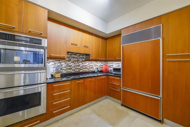 3101 S Ocean Dr 404, Hollywood, FL 33019