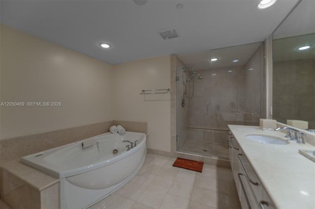 3101 S Ocean Dr 404, Hollywood, FL 33019