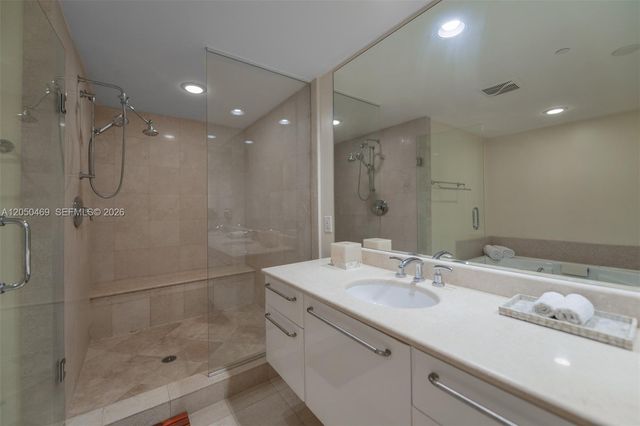 3101 S Ocean Dr 404, Hollywood, FL 33019