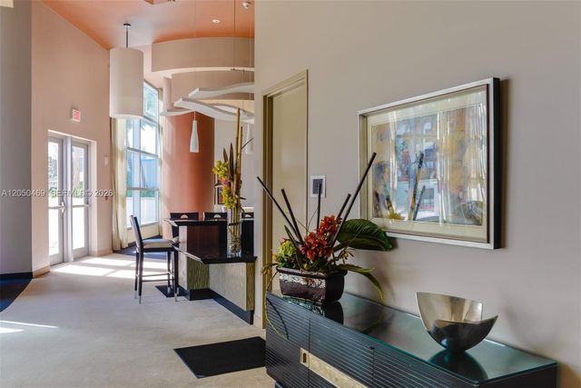 3101 S Ocean Dr 404, Hollywood, FL 33019