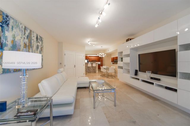 3101 S Ocean Dr 404, Hollywood, FL 33019