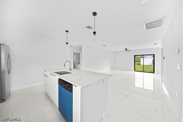 2814 12th ST SW, Lehigh Acres, FL 33976