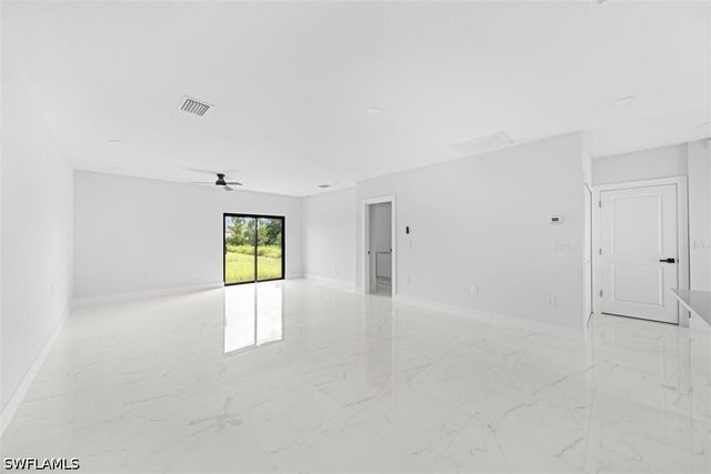 2814 12th ST SW, Lehigh Acres, FL 33976