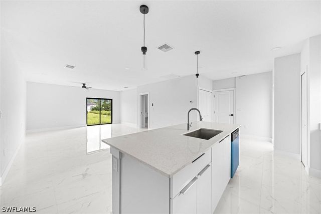 2814 12th ST SW, Lehigh Acres, FL 33976