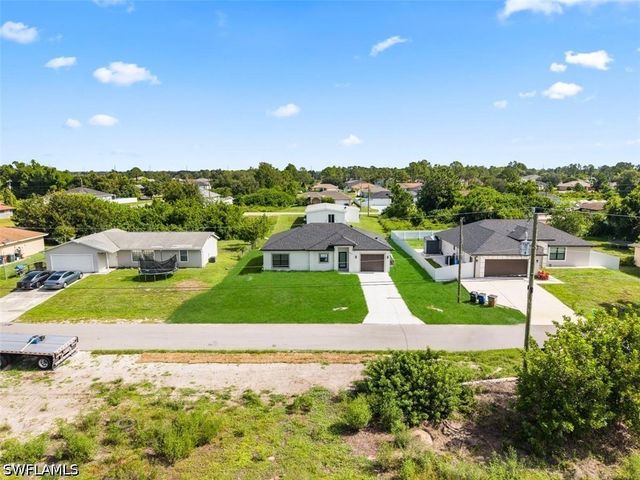 2814 12th ST SW, Lehigh Acres, FL 33976