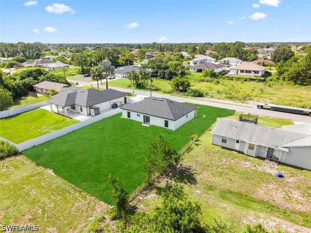 2814 12th ST SW, Lehigh Acres, FL 33976