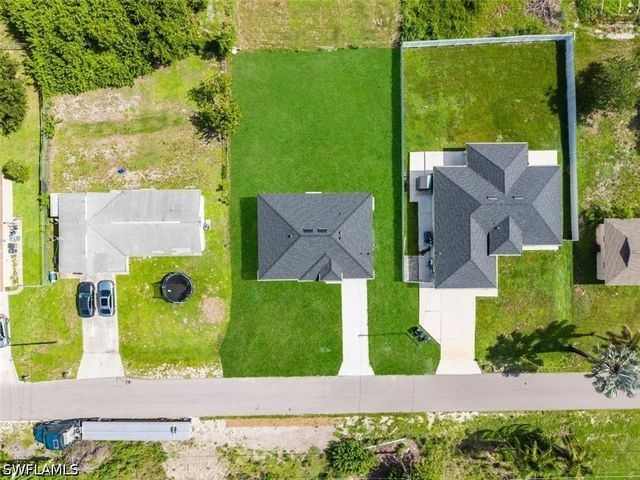 2814 12th ST SW, Lehigh Acres, FL 33976