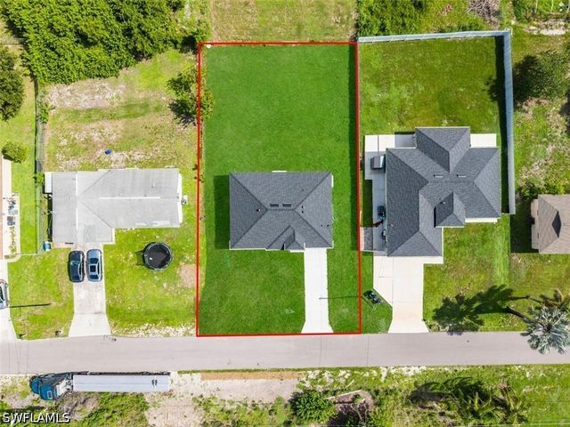 2814 12th ST SW, Lehigh Acres, FL 33976