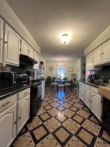 365 Mather Street 27, Hamden, CT 06514