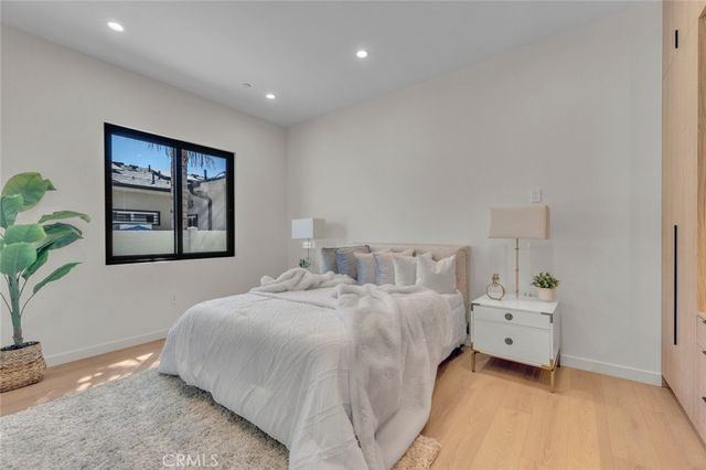 6709 Goodland Avenue, North Hollywood, CA 91606