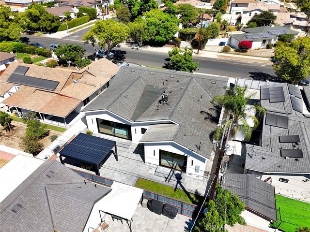 6709 Goodland Avenue, North Hollywood, CA 91606