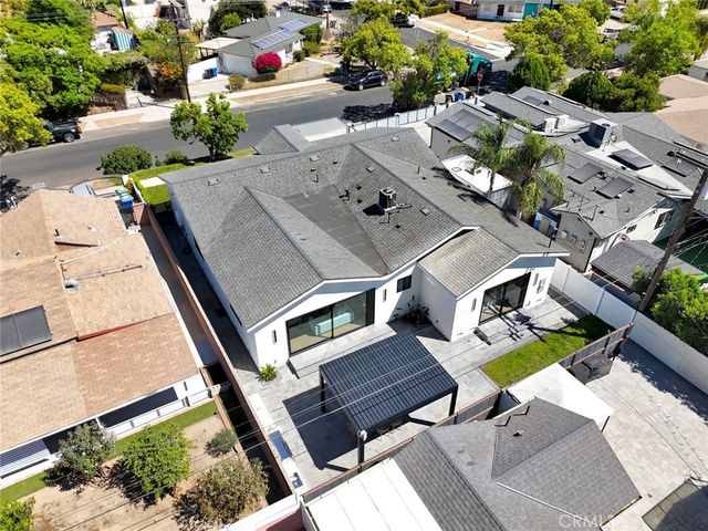6709 Goodland Avenue, North Hollywood, CA 91606