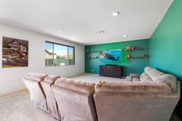 29517 Summerly Place, Lake Elsinore, CA 92530
