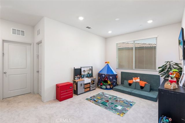 29517 Summerly Place, Lake Elsinore, CA 92530