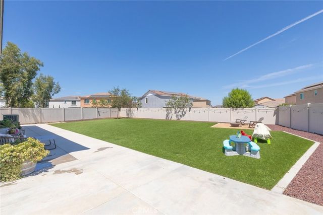 29517 Summerly Place, Lake Elsinore, CA 92530