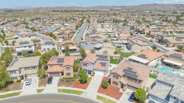29517 Summerly Place, Lake Elsinore, CA 92530