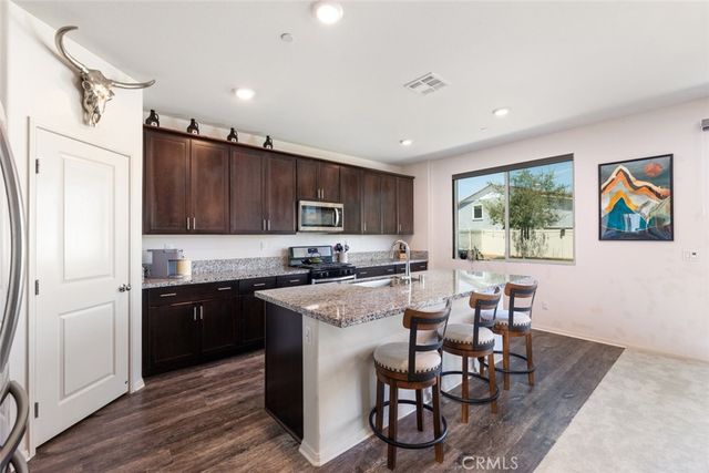 29517 Summerly Place, Lake Elsinore, CA 92530