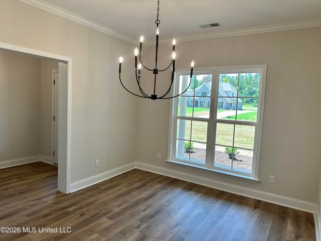 888 Hazelwood Drive, Lake Cormorant, MS 38641