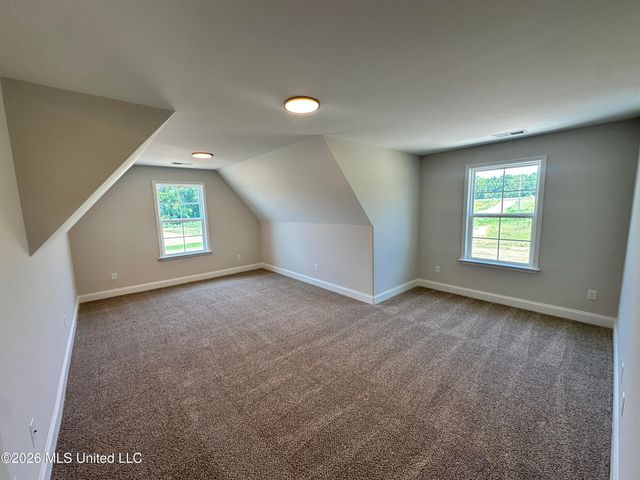 888 Hazelwood Drive, Lake Cormorant, MS 38641