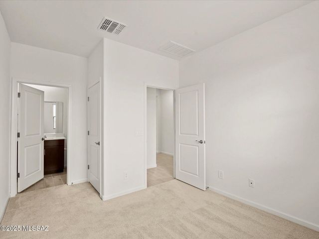 728 W Calle Cubeta, Sahuarita, AZ 85629