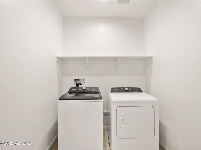 728 W Calle Cubeta, Sahuarita, AZ 85629