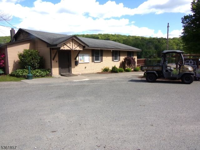 15 Highland Ave, Green Twp., NJ 07821
