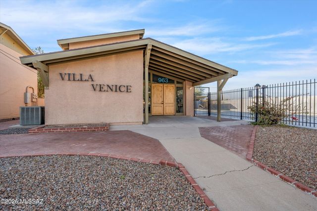 915 N Venice Ave Apt B, Tucson, AZ 85711