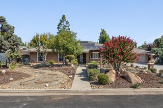 2179 Rall Avenue, Clovis, CA 93611