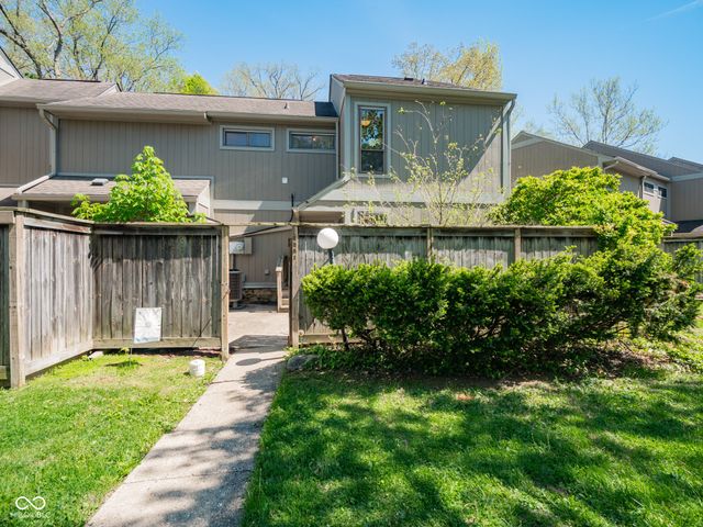 4251 Woodsage Trace, Indianapolis, IN 46237
