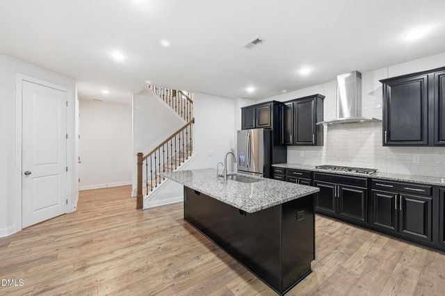 829 Summit Crest Court, Apex, NC 27523