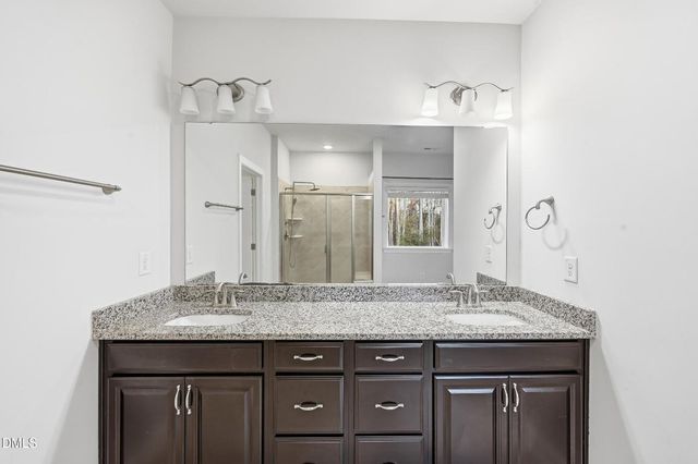 829 Summit Crest Court, Apex, NC 27523