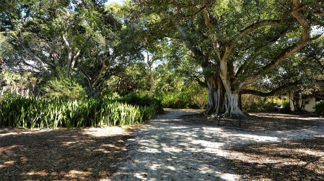 729 SAINT JUDES DRIVE S 3, Longboat Key, FL 34228