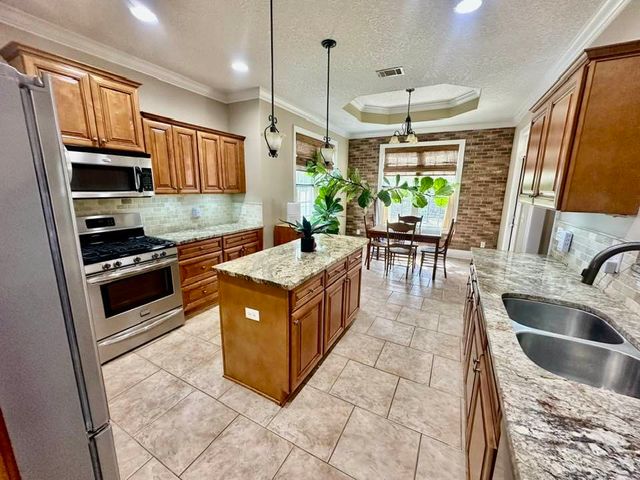 115 Madeira Lane, Brunswick, GA 31523