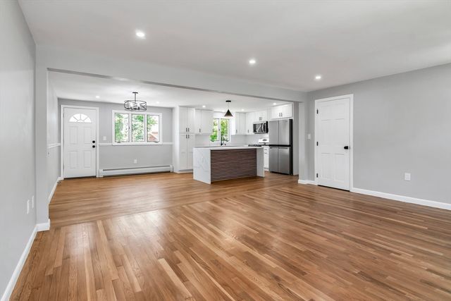 15 Sargent St., North Andover, MA 01845