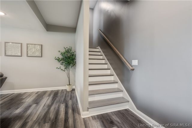6905 Freedom Way, Charlestown, IN 47111