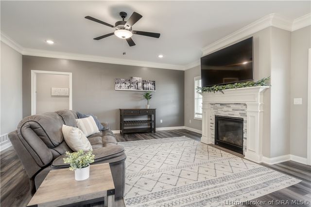 6905 Freedom Way, Charlestown, IN 47111