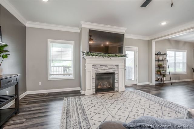 6905 Freedom Way, Charlestown, IN 47111