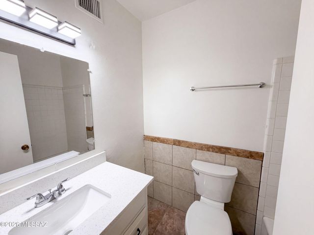 917 N Miller Drive, Tucson, AZ 85710