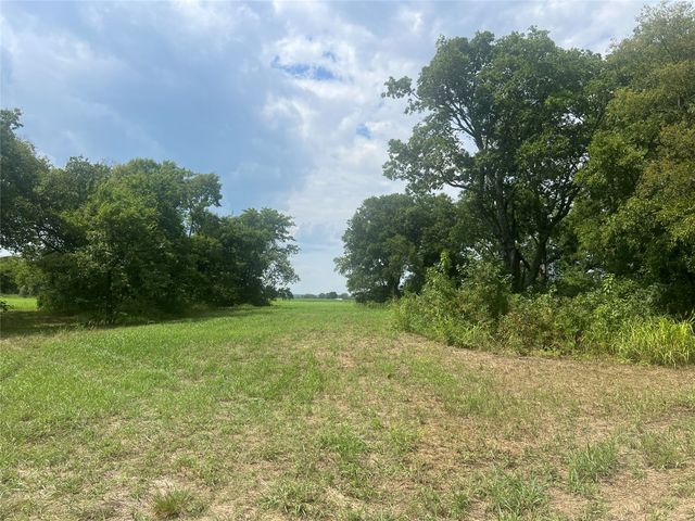 000 Us-82, Windom, TX 75492