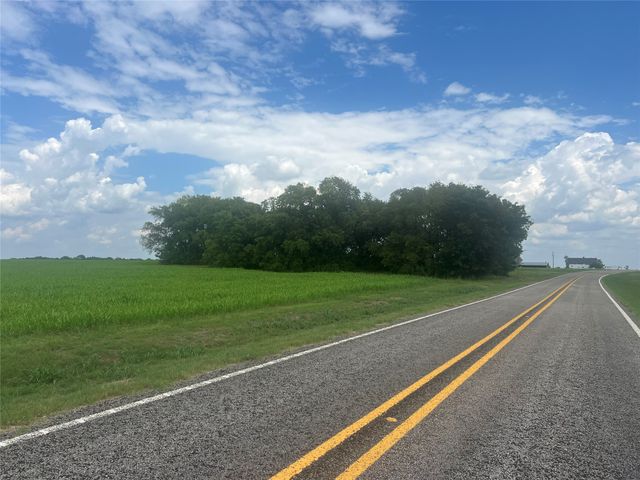 000 Us-82, Windom, TX 75492