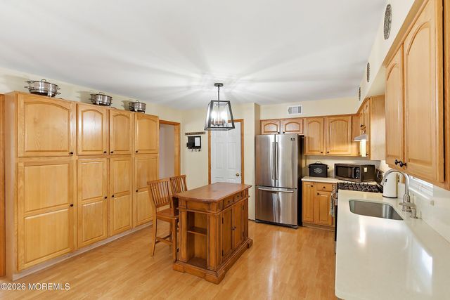 1321 Bay Avenue, Toms River, NJ 08753