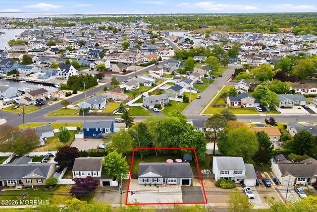 1321 Bay Avenue, Toms River, NJ 08753