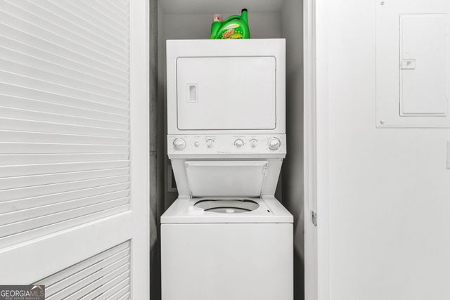 3324 Peachtree Road NE 1813, Atlanta, GA 30326