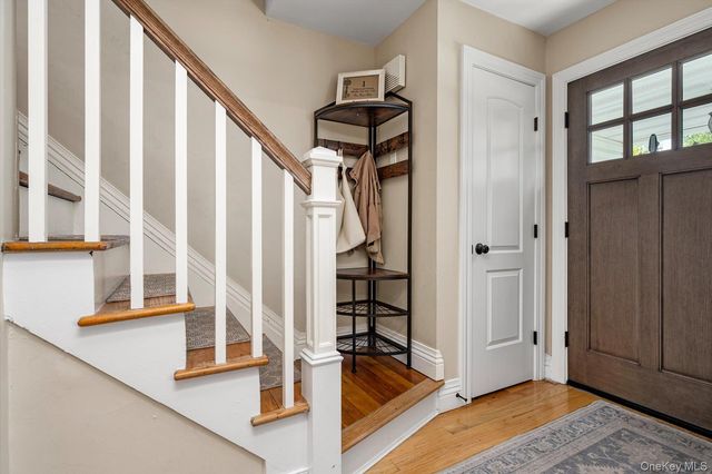 1 Catherwood Crescent, Melville, NY 11747