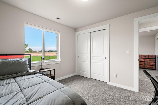 10130 W Brownstone Dr, Boise, ID 83709