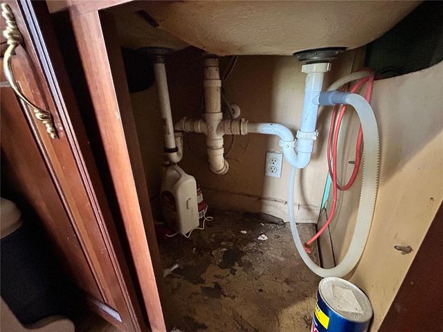 1134 SUNCREST DRIVE, Apopka, FL 32703