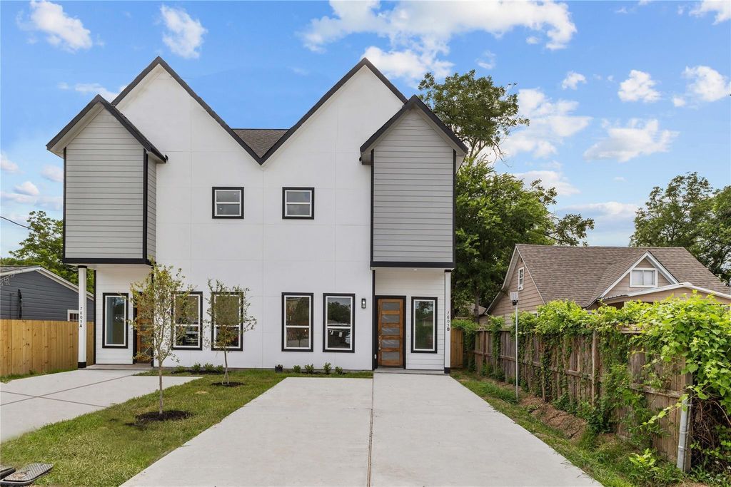 7805 Farnsworth Street B, Houston, TX 77022
