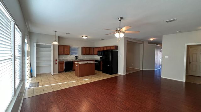 8128 Hulen Park Circle, Fort Worth, TX 76123