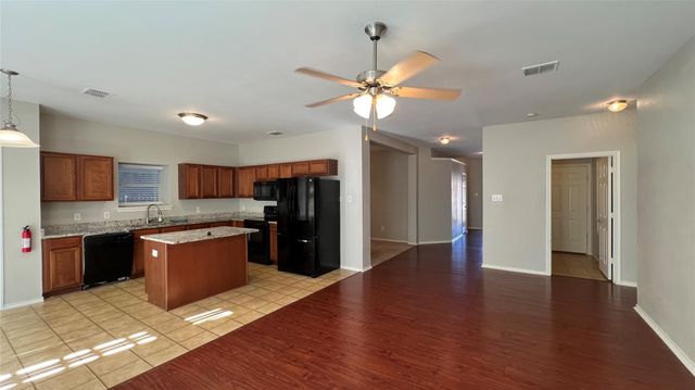 8128 Hulen Park Circle, Fort Worth, TX 76123