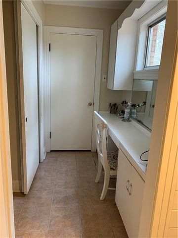100 HILTON Court, Pineville, LA 71360
